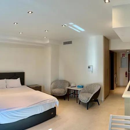 Apartahotel Aphrodite Plaza Lárnaca