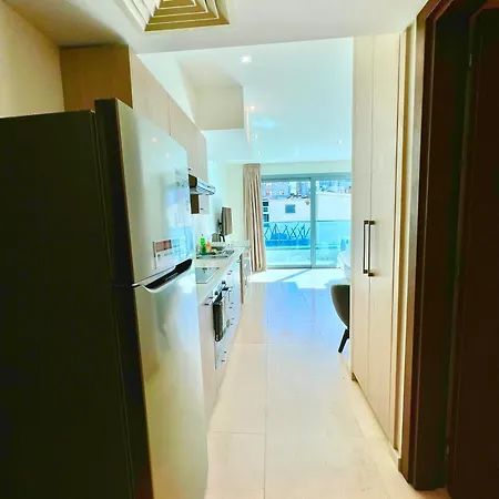 Aphrodite Plaza 4* לרנקה
