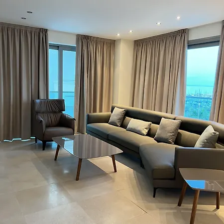 Aphrodite Plaza 4* Lárnaca