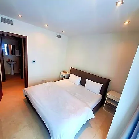 Aparthotel Aphrodite Plaza Larnaca