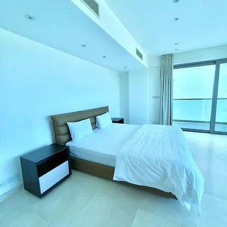 Aphrodite Plaza 4*