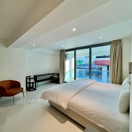 Aparthotel Aphrodite Plaza 4*