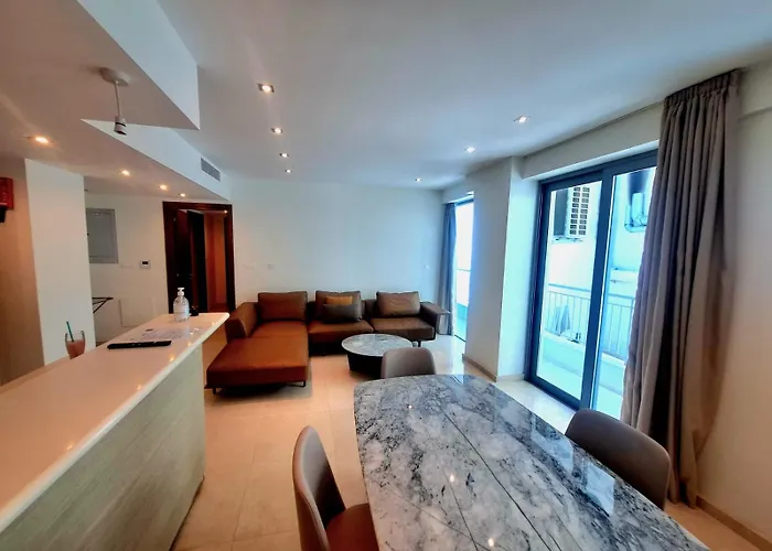 Aphrodite Plaza 4* Lárnaca