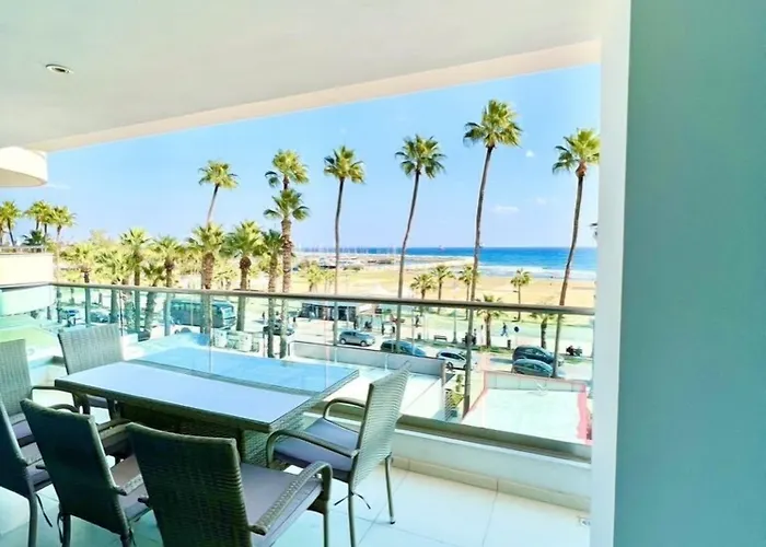 Apartahotel Aphrodite Plaza 4*