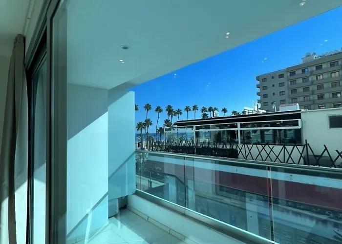 Apartahotel Aphrodite Plaza 4*