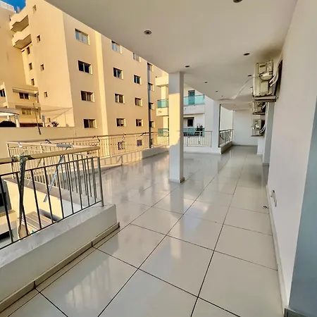Апарт-отель Aphrodite Plaza Ларнака
