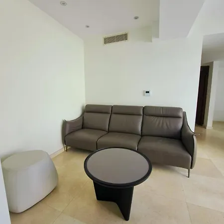 Aphrodite Plaza Ларнака